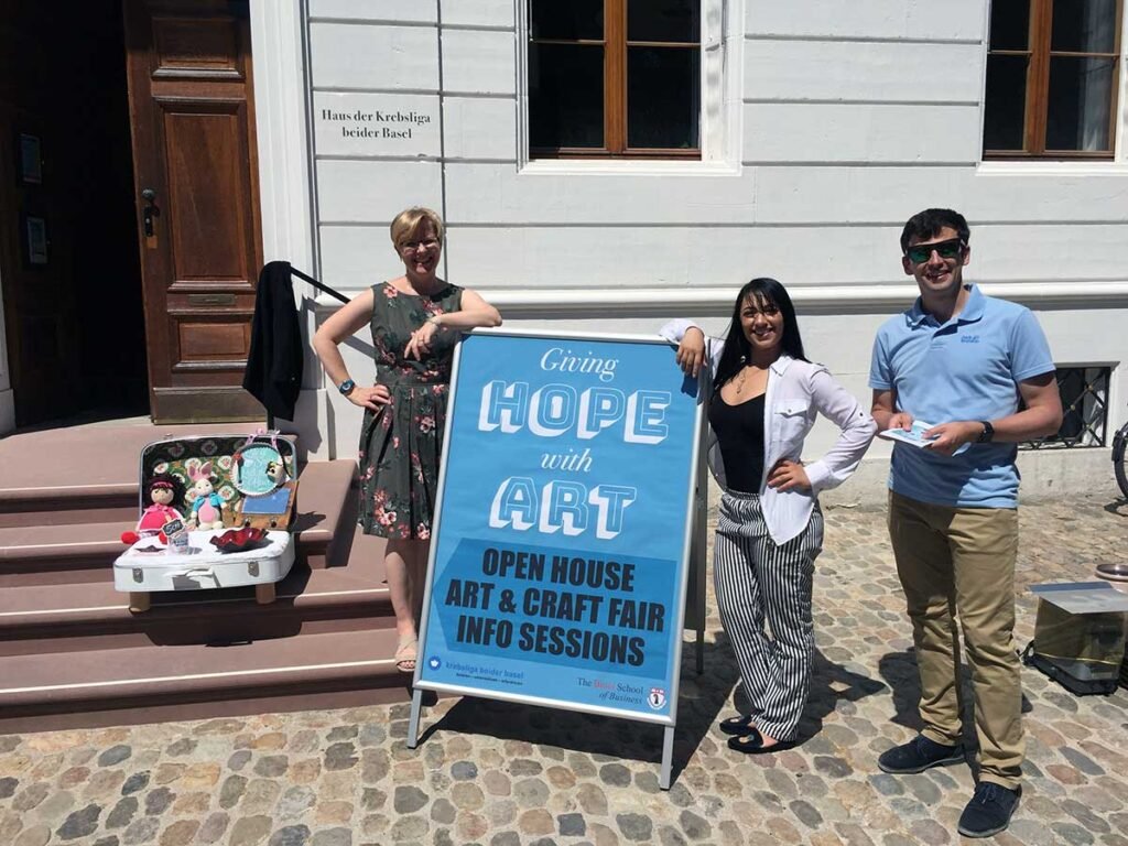 Project Management Students raise awareness for the Cancer Foundation of Basel